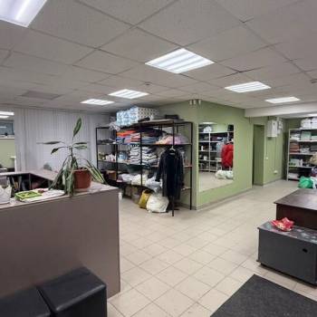 Продается Нежилое помещение, 90 м²