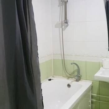 Сдается 1-комнатная квартира, 42 м²