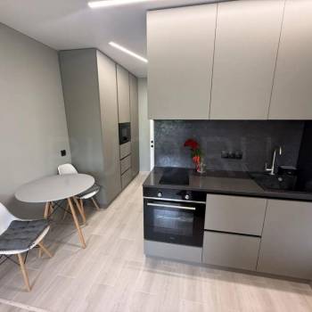 Продается 1-комнатная квартира, 18 м²