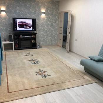 Продается Многокомнатная квартира, 140 м²