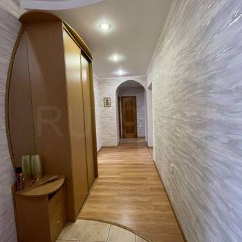 Сдается Многокомнатная квартира, 90 м²