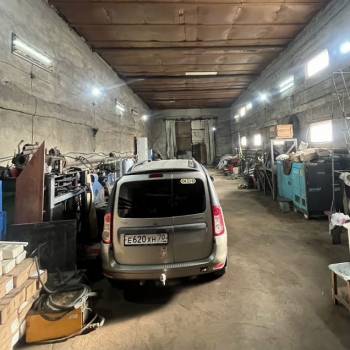 Сдается Нежилое помещение, 330 м²
