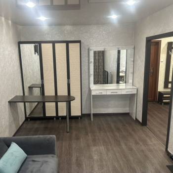 Сдается 1-комнатная квартира, 42 м²