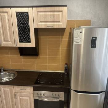 Сдается 1-комнатная квартира, 42 м²
