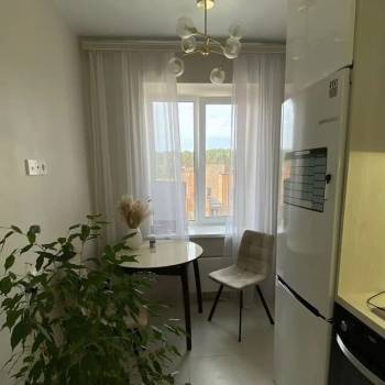 Продается 1-комнатная квартира, 32 м²
