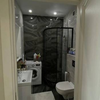 Продается 1-комнатная квартира, 32 м²