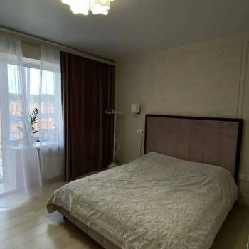 Продается 1-комнатная квартира, 32 м²