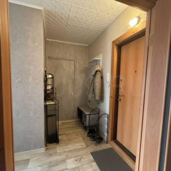 Продается 1-комнатная квартира, 35 м²