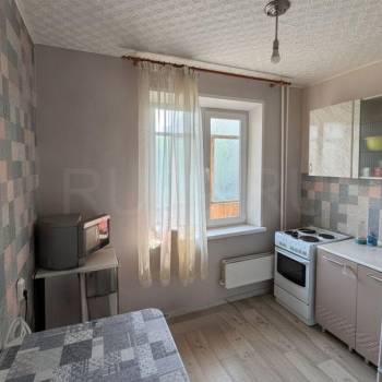 Продается 1-комнатная квартира, 35 м²