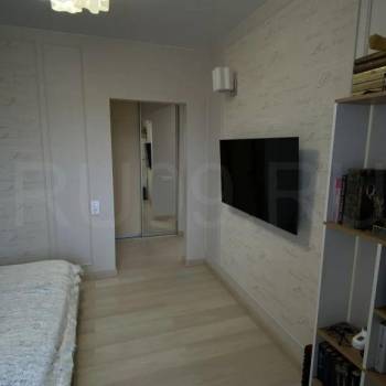 Продается 1-комнатная квартира, 32 м²