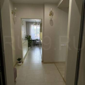 Продается 1-комнатная квартира, 32 м²