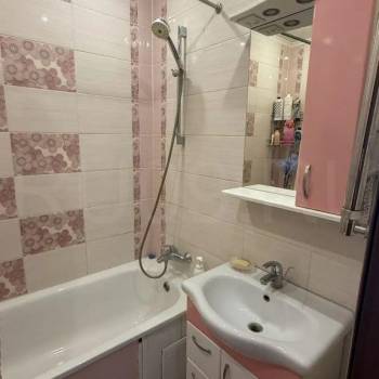 Сдается 2-х комнатная квартира, 60 м²