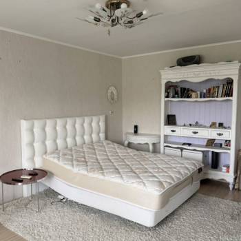 Продается 1-комнатная квартира, 32 м²
