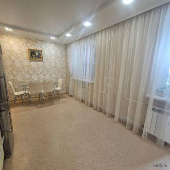 Продается 3-х комнатная квартира, 125 м²