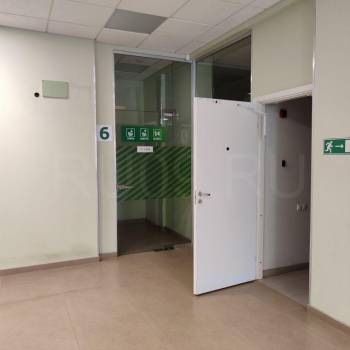 Сдается Нежилое помещение, 214 м²