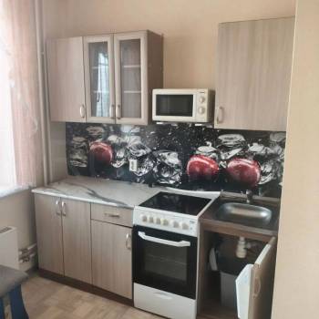Сдается 1-комнатная квартира, 35 м²