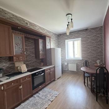 Сдается 2-х комнатная квартира, 73 м²