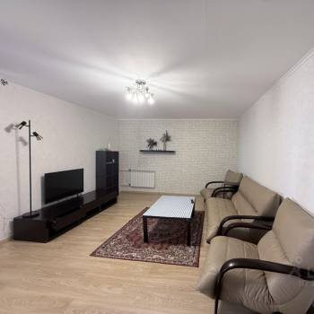 Сдается 2-х комнатная квартира, 73 м²
