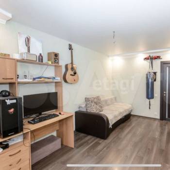 Продается 3-х комнатная квартира, 61 м²