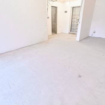 Продается 1-комнатная квартира, 55,6 м²