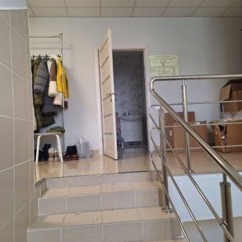 Сдается Нежилое помещение, 600 м²