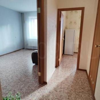 Сдается 1-комнатная квартира, 39 м²