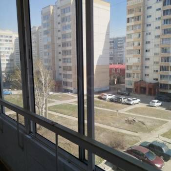 Сдается 1-комнатная квартира, 40 м²