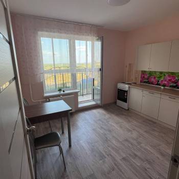 Сдается 1-комнатная квартира, 38 м²
