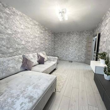 Продается 1-комнатная квартира, 39 м²
