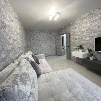 Продается 1-комнатная квартира, 39 м²