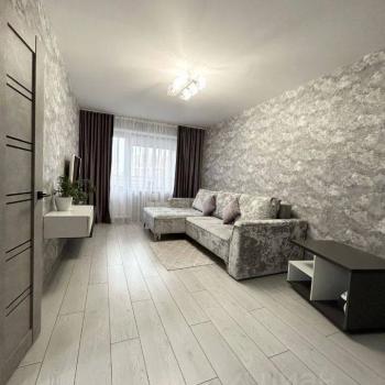 Продается 1-комнатная квартира, 39 м²