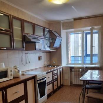 Сдается 1-комнатная квартира, 45 м²