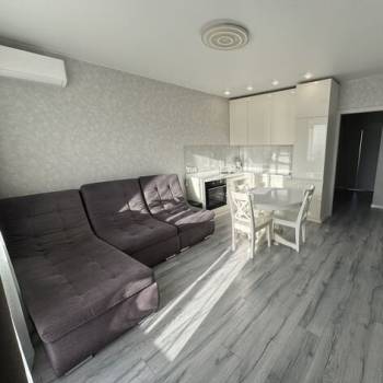 Продается 2-х комнатная квартира, 53 м²