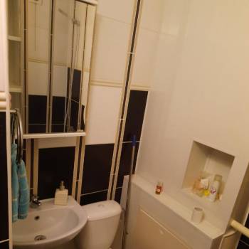 Продается 1-комнатная квартира, 47 м²