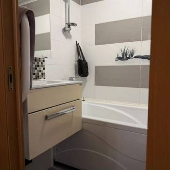 Сдается 2-х комнатная квартира, 48 м²