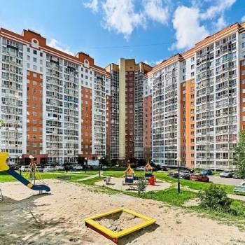 Продается 1-комнатная квартира, 43,7 м²