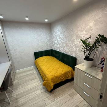 Продается 3-х комнатная квартира, 46 м²