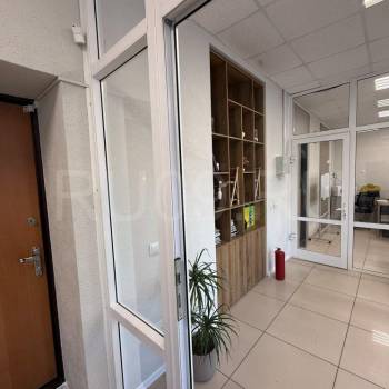 Сдается Нежилое помещение, 85 м²