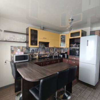 Сдается Многокомнатная квартира, 84 м²