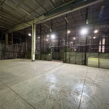 Сдается Нежилое помещение, 1140 м²
