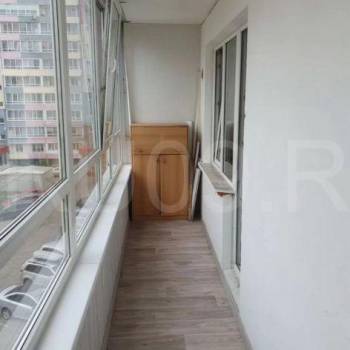 Продается 1-комнатная квартира, 42 м²