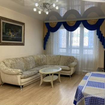 Сдается 2-х комнатная квартира, 66 м²