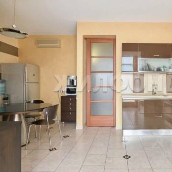 Продается 3-х комнатная квартира, 140 м²