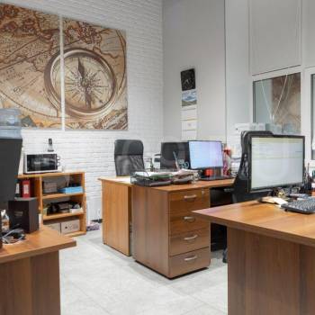 Сдается Нежилое помещение, 164 м²