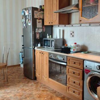 Сдается 2-х комнатная квартира, 64 м²