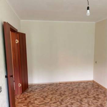 Продается 1-комнатная квартира, 35 м²