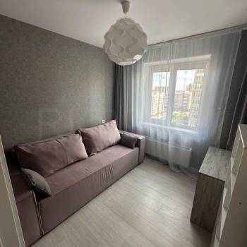 Сдается Многокомнатная квартира, 60 м²