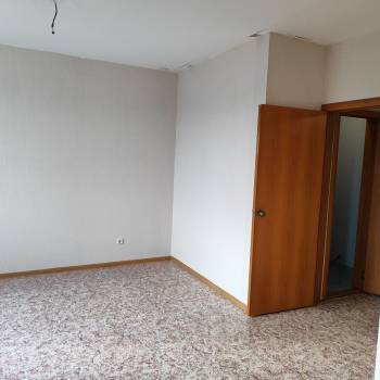 Продается 1-комнатная квартира, 27,4 м²