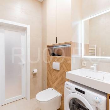 Продается 1-комнатная квартира, 38 м²
