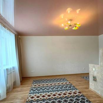 Продается 1-комнатная квартира, 49 м²